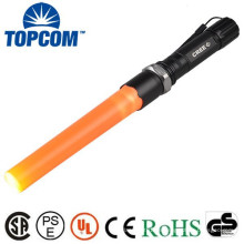 LED Q5 Zoomable 300 Lumen Wiederaufladbare Traffic Torch Light mit Traffic Wand